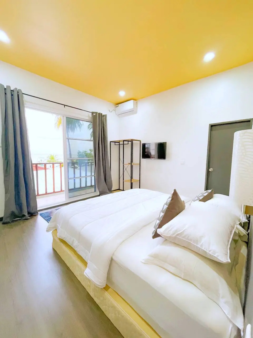 Отель Fatims Beach House Maafushi