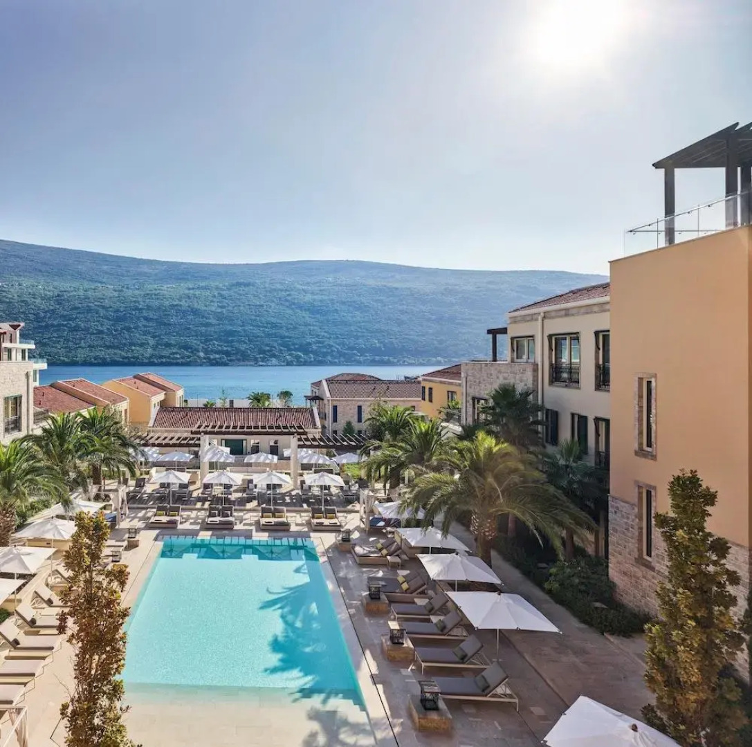 Курортный Отель Portonovi