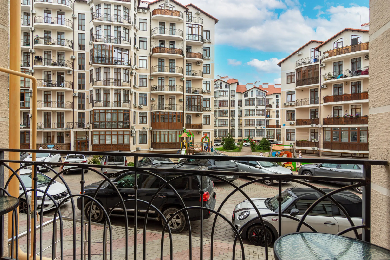 Квартира Знаменитая Крымская