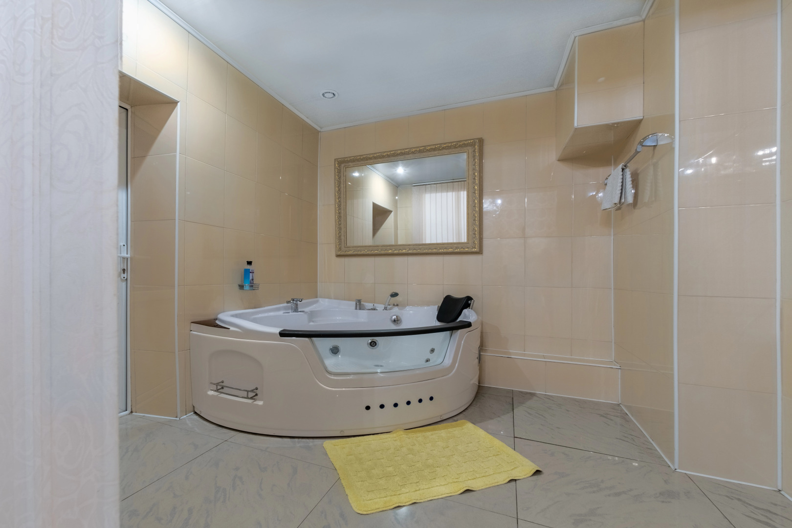 Отель Каскад