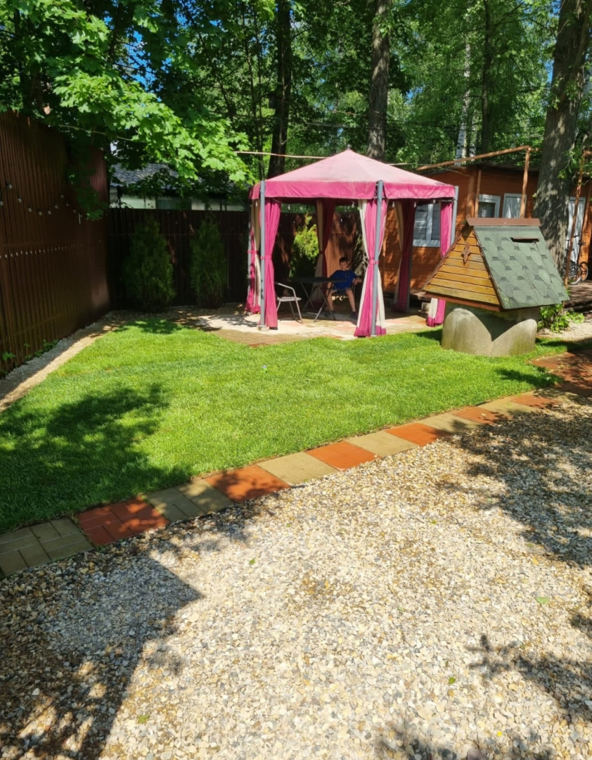 Частный дом Уютный дом с иллюминацией и зоной отдыха