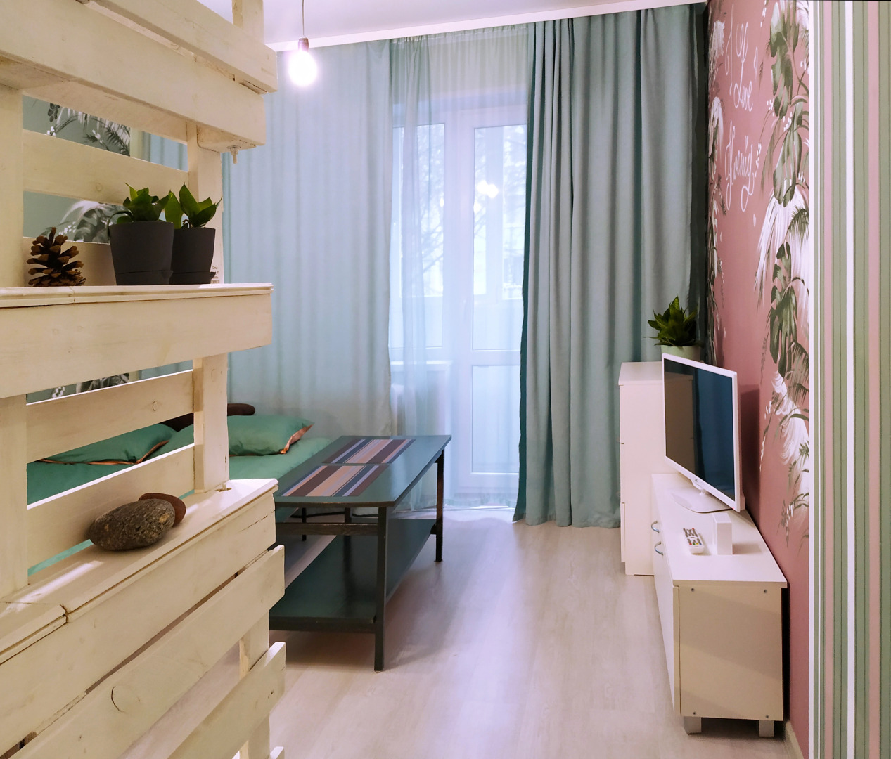 Квартира Уютная Рядом с Центром Города и с Развитой Инфраструктурой