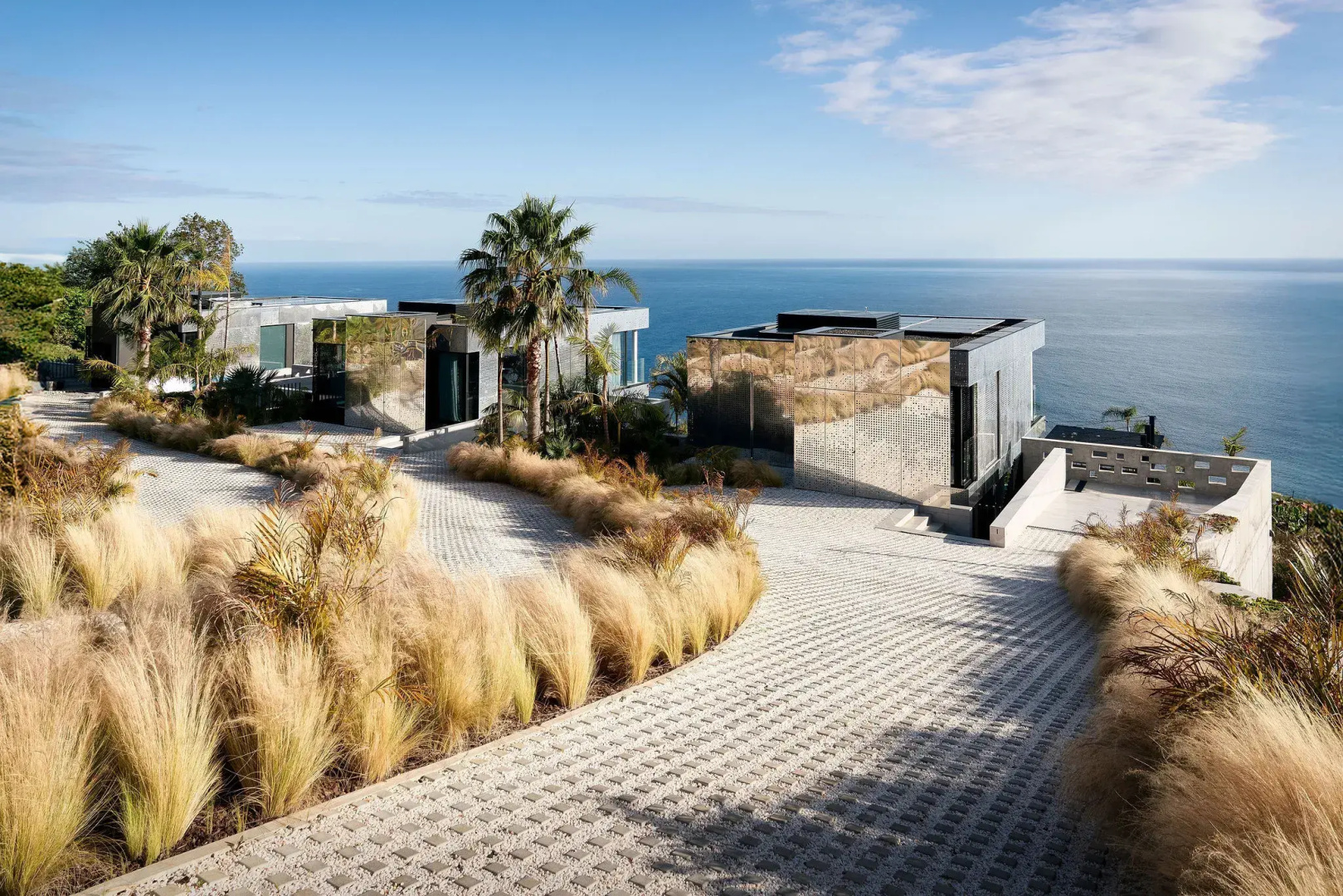 Вилла Saudade futuristic ultra luxury ocean zen retreat