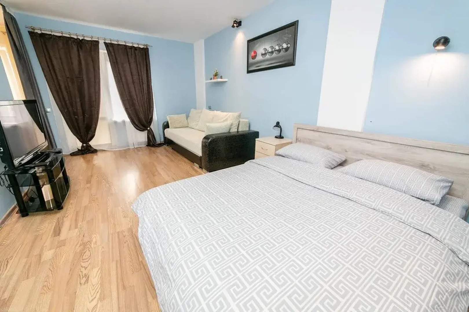 Апартаменты Возле Национальной Библиотеки и ТРЦ Dana Mall