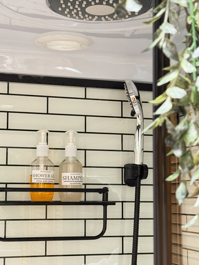 Частный дом Белый и сосны