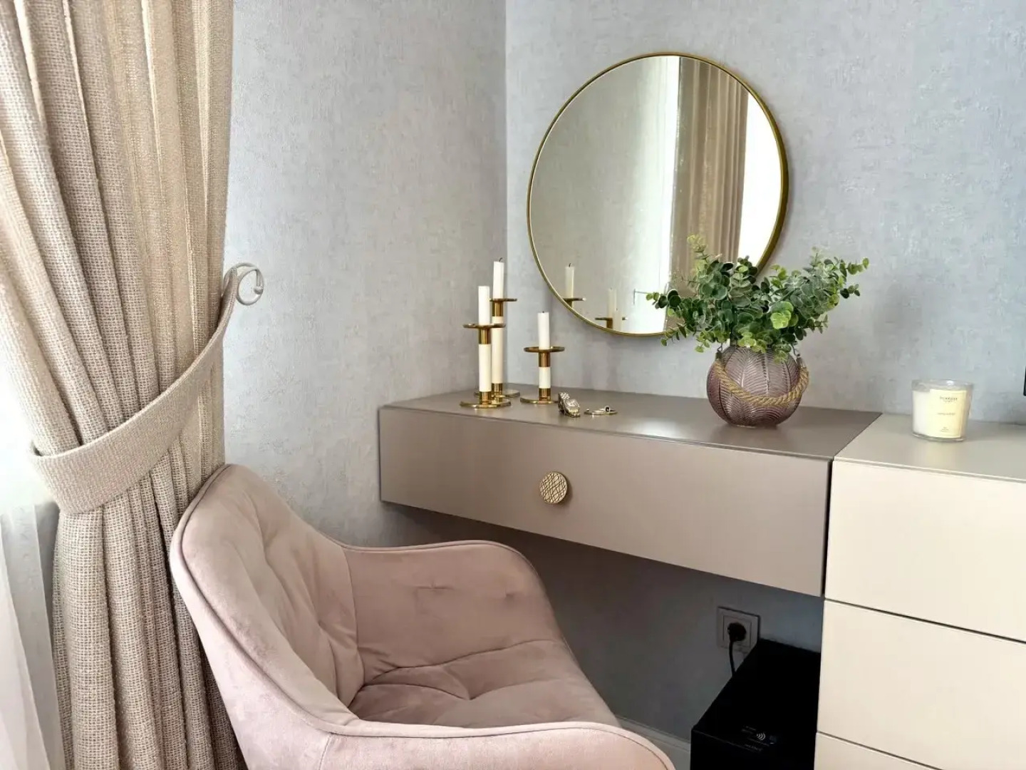 Квартира Букинг39 двухкомнатная с видом на реку