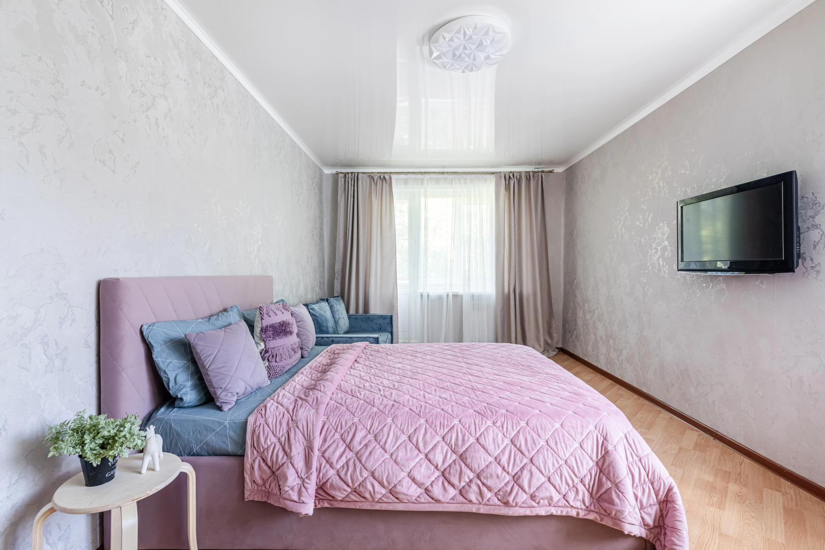 Квартира LS Чаша и Центр Семьи