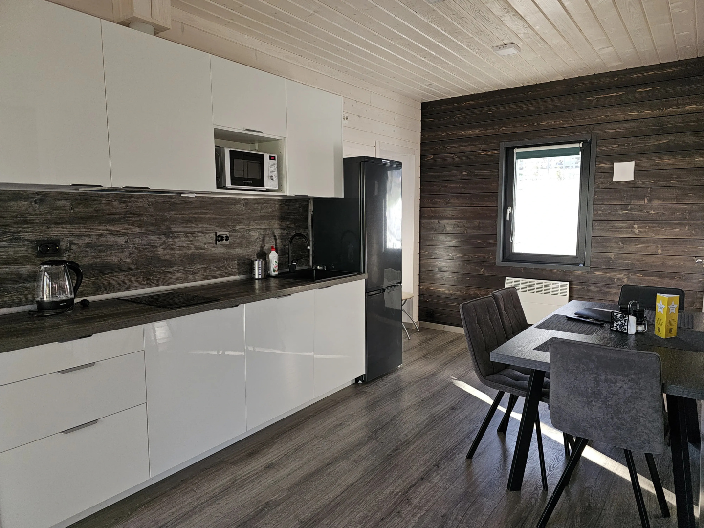 Коттедж Черничный Склон Silver House