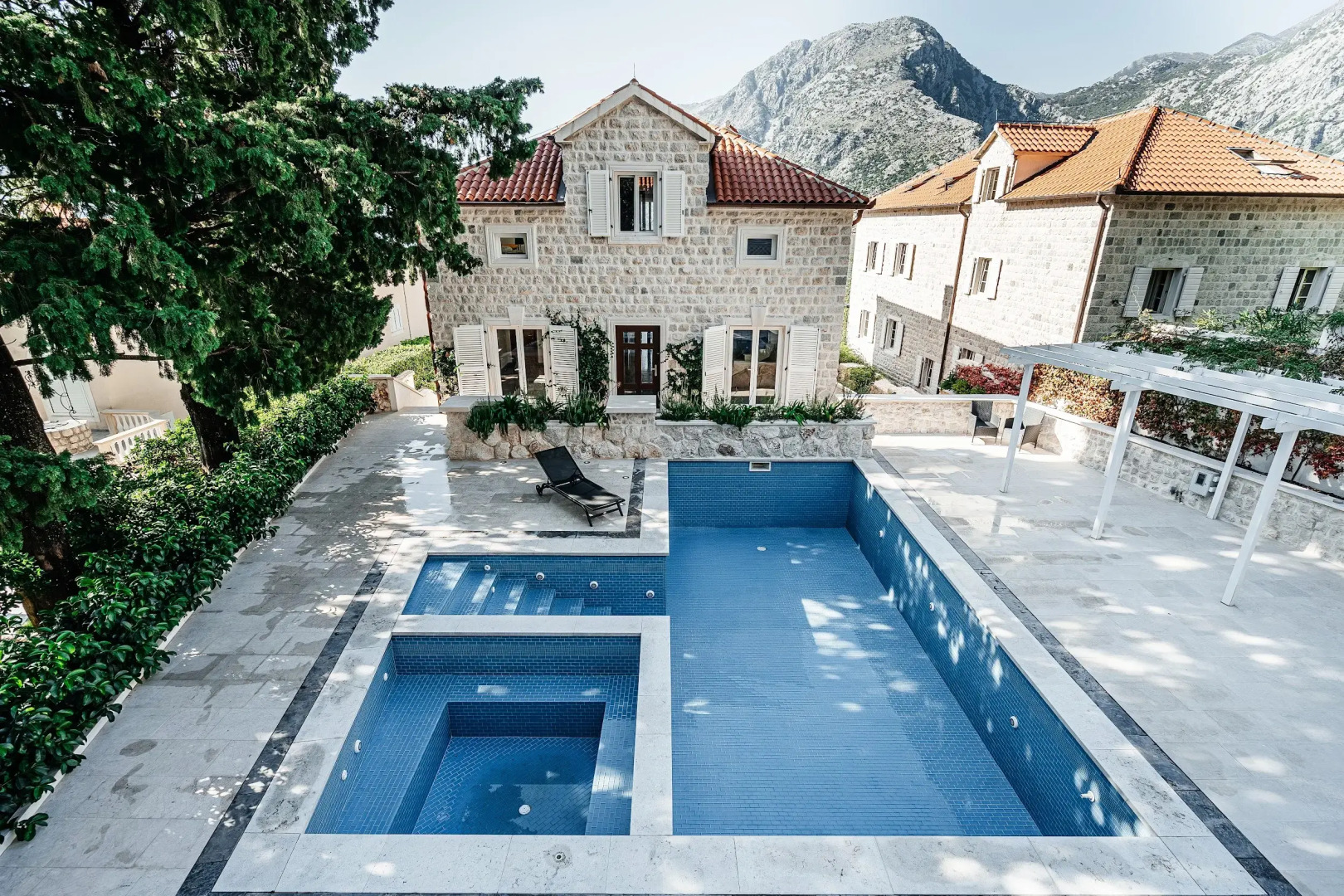 Вилла Shah Complex