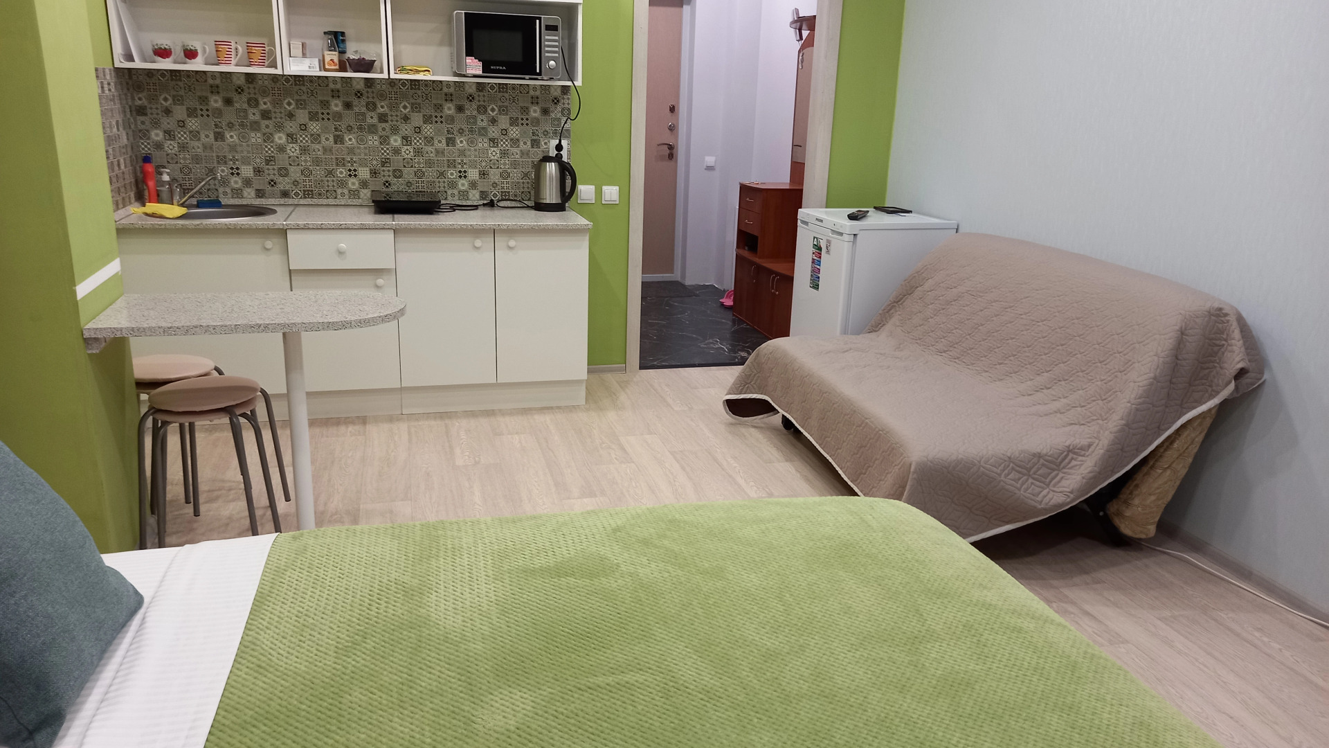 Квартира Студия на Калашникова 25