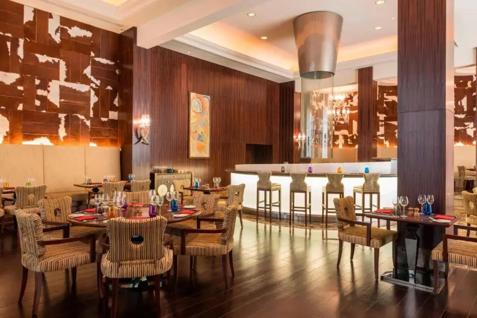 Отель Sheraton Oman