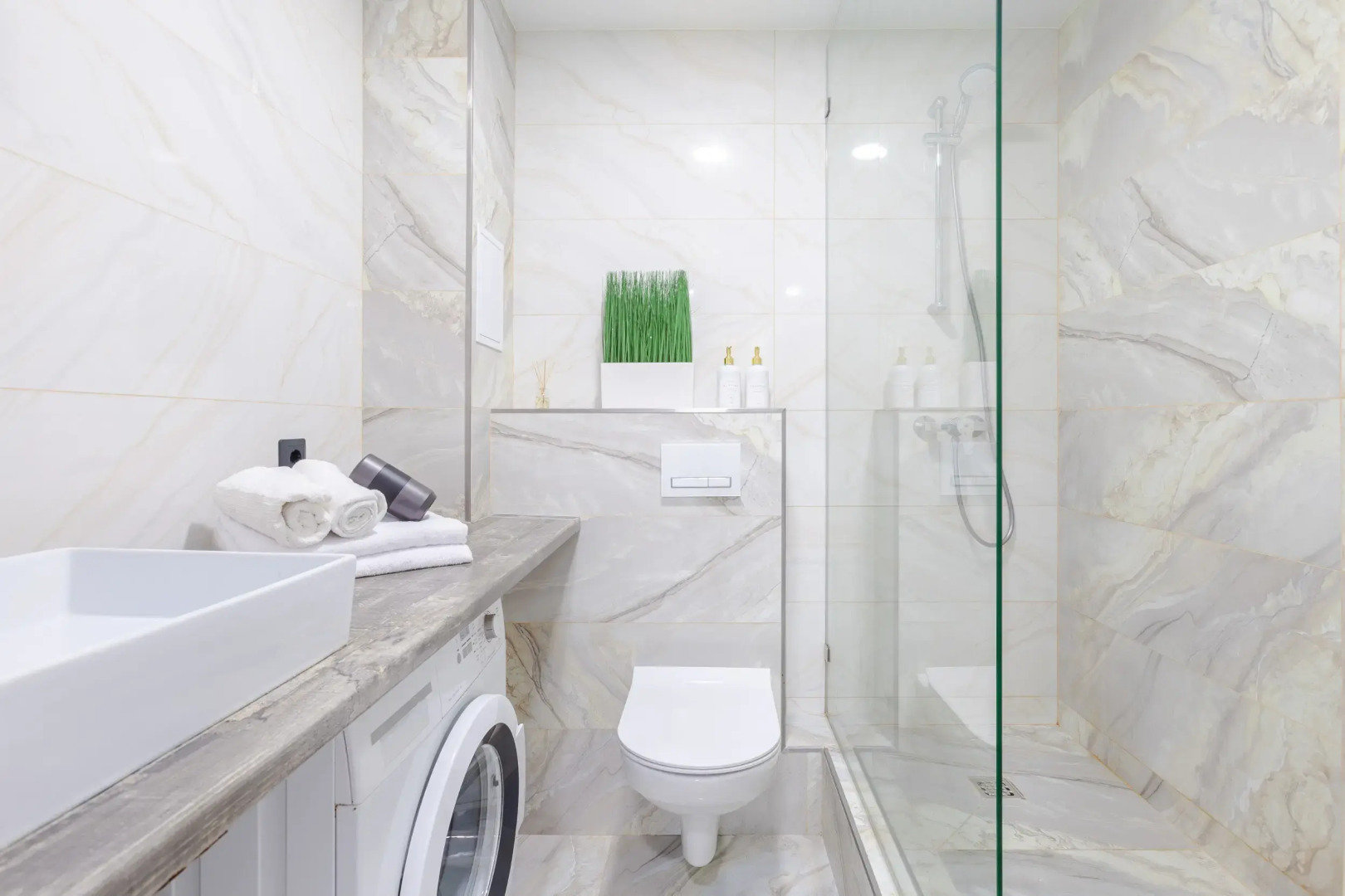 Апартаменты евродвушка RentPlaza класса LUX