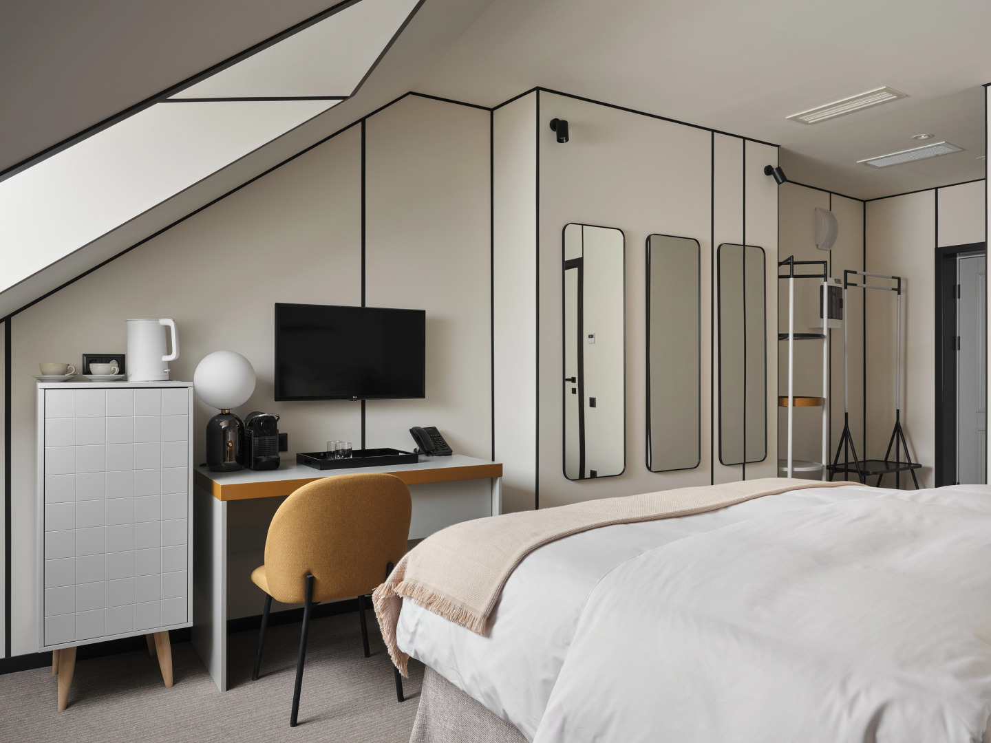 Отель GLINZ Hotel by Ginza Project