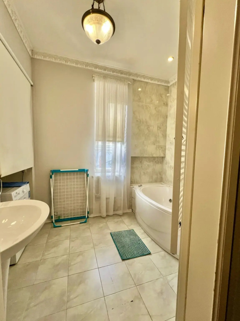 Апартаменты на Большой Конюшенной 3