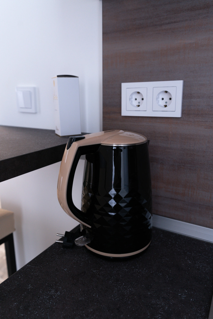 Апартаменты-студия 30 кв.м. с двуспальным диваном и панорамной зоной, 15 этаж