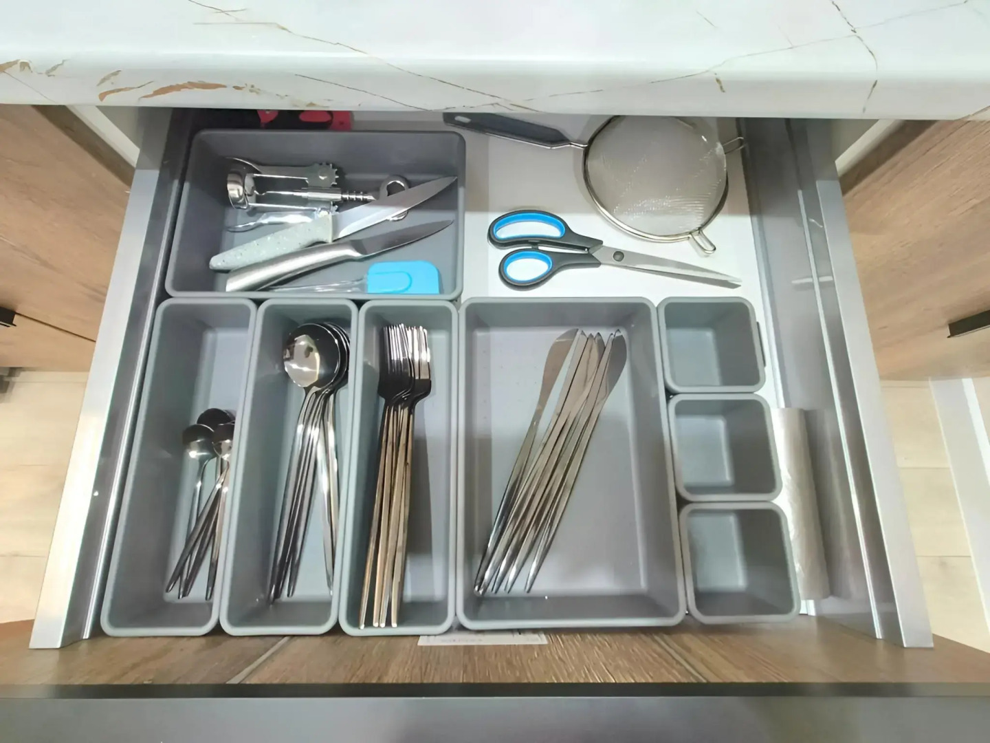 Квартира 6 местная с новым ремонтом около метро Горки парка и ТЦ