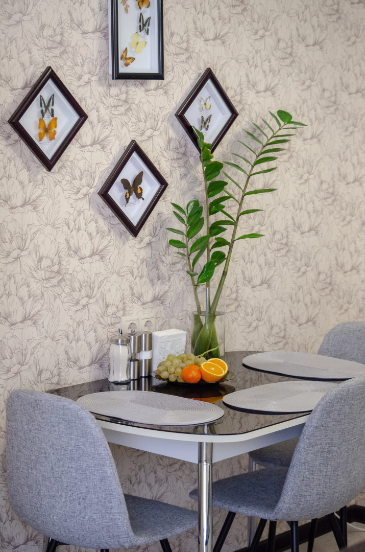 Апартаменты Красный Квадрат на Набережной