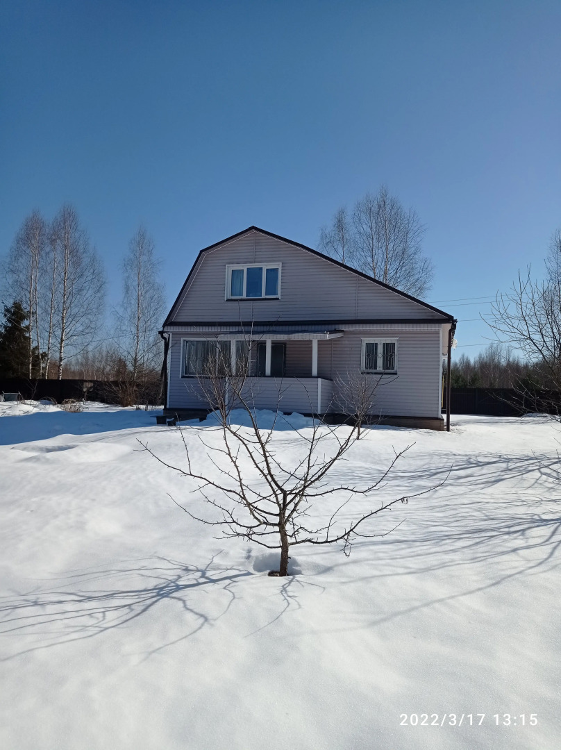 Дом Комфортабельный на р.Волга. Недалеко от Москвы. Частный пляж, баня.