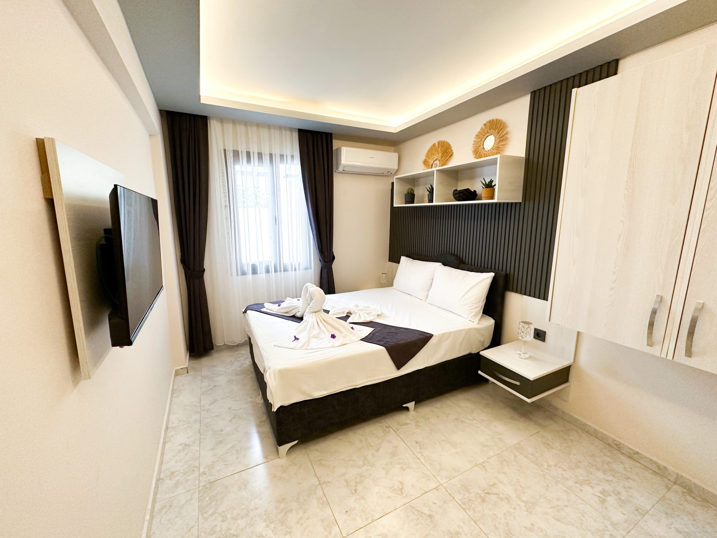 Отель Bed&Breakfast Marina Lora