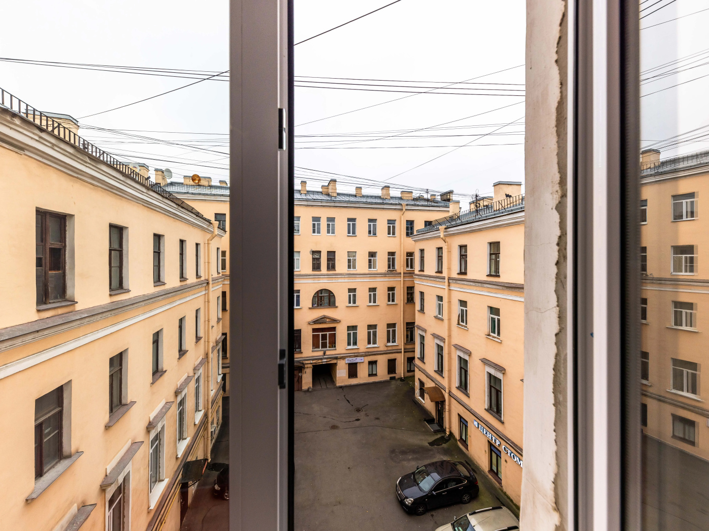 Квартира Светлая студия на Петроградской стороне