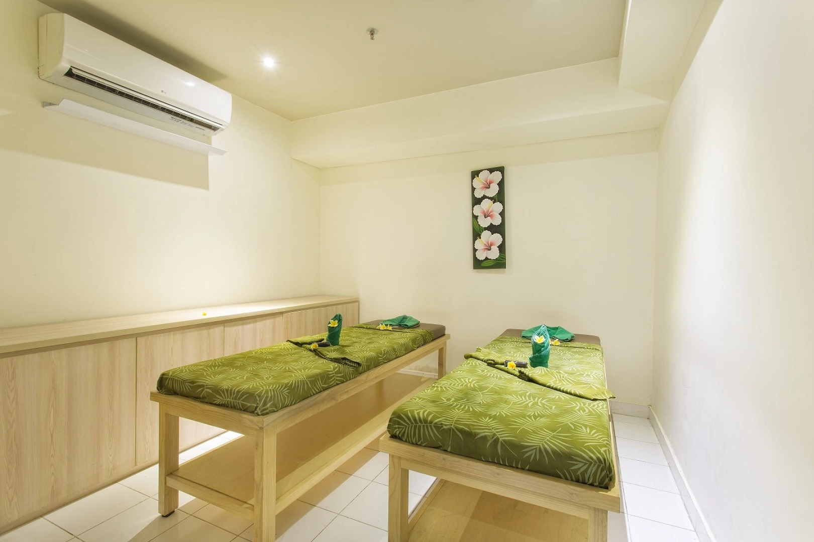 Отель MaxOneHotels Bukit Jimbaran
