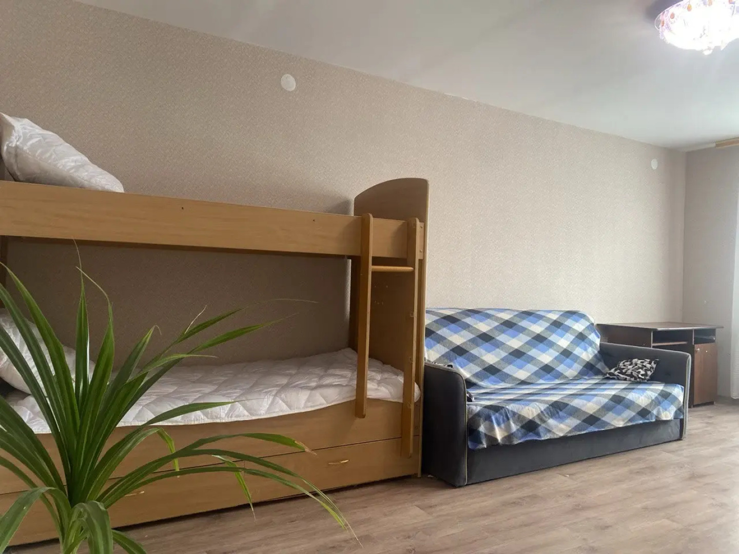 Квартира Уютная двухкомнатная