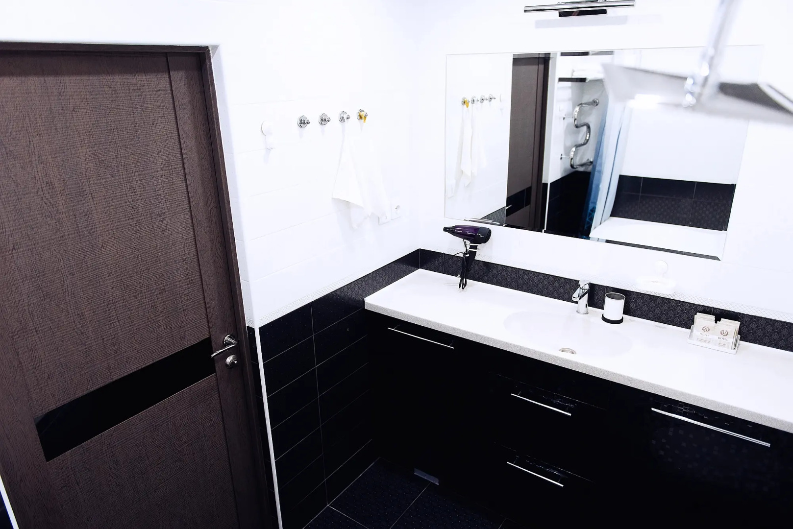 Апартаменты Люкс на Ленинградской 136