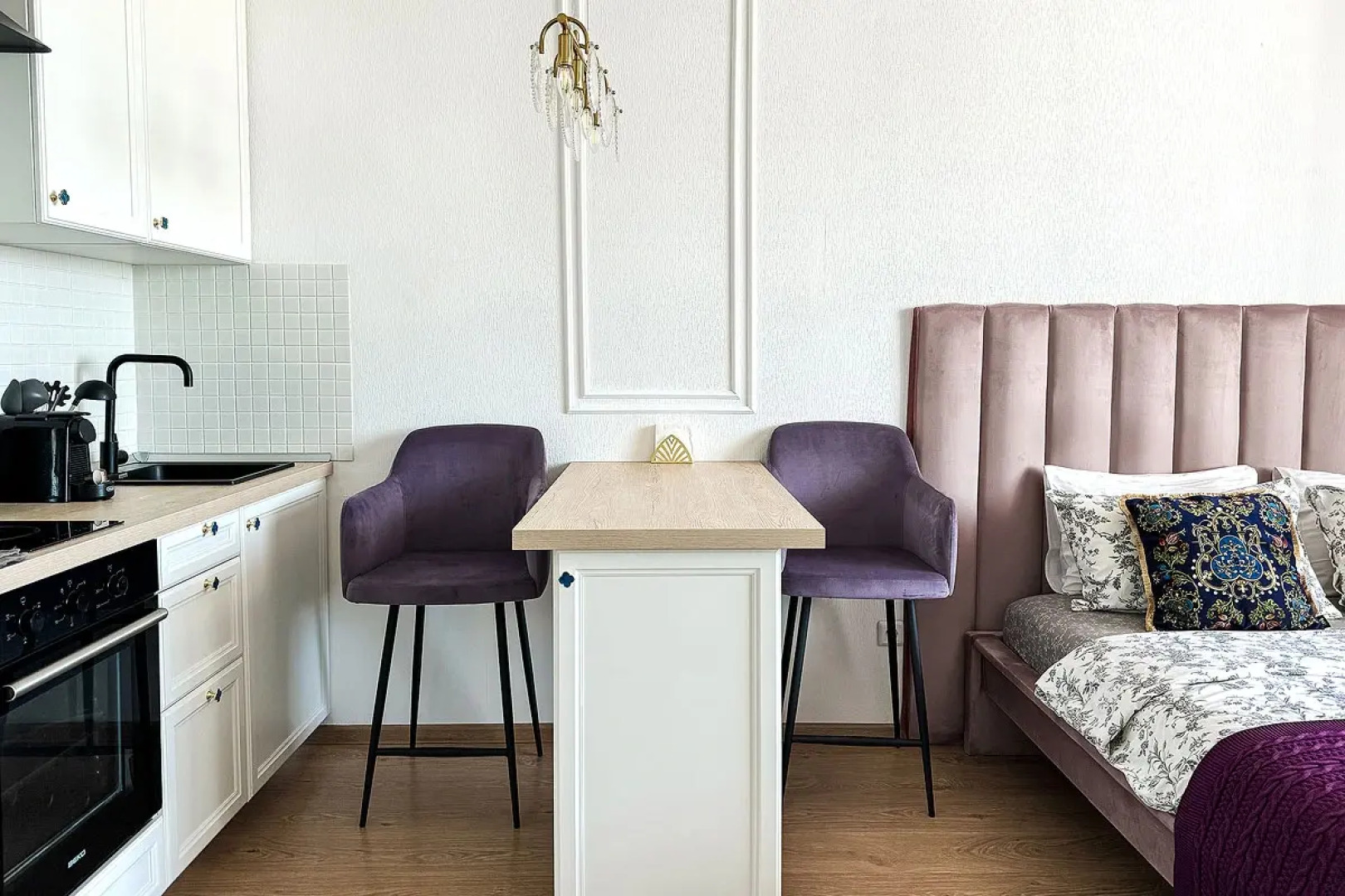 Апартаменты Солнечная студия с панорамным видом