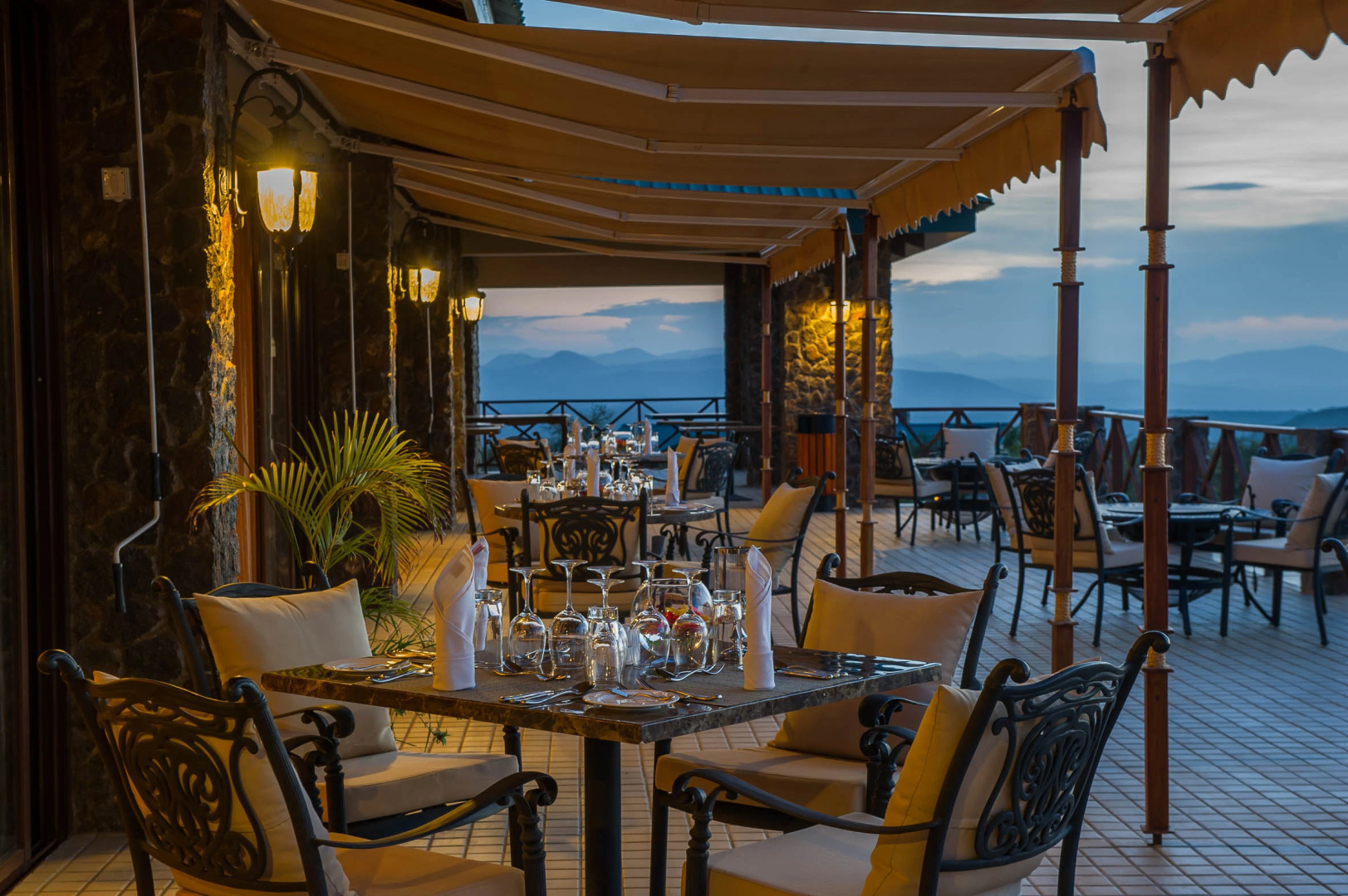 Отель Ngorongoro Oldeani Mountain Lodge