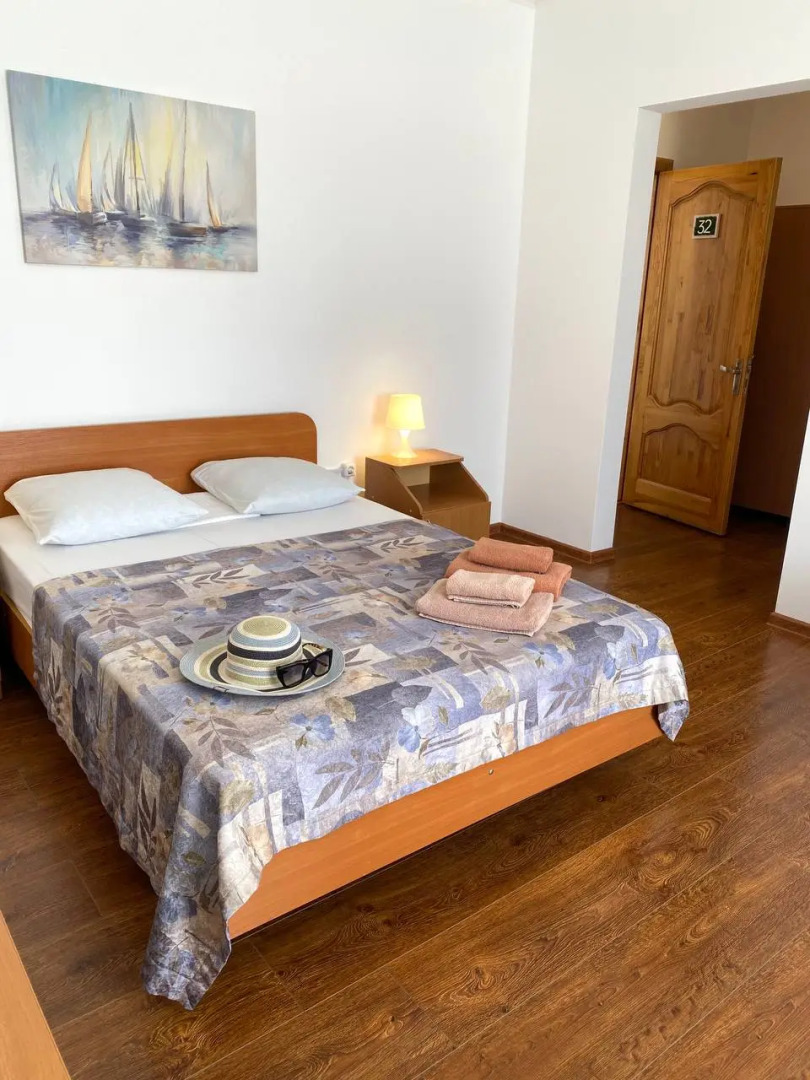 Отель Гармония