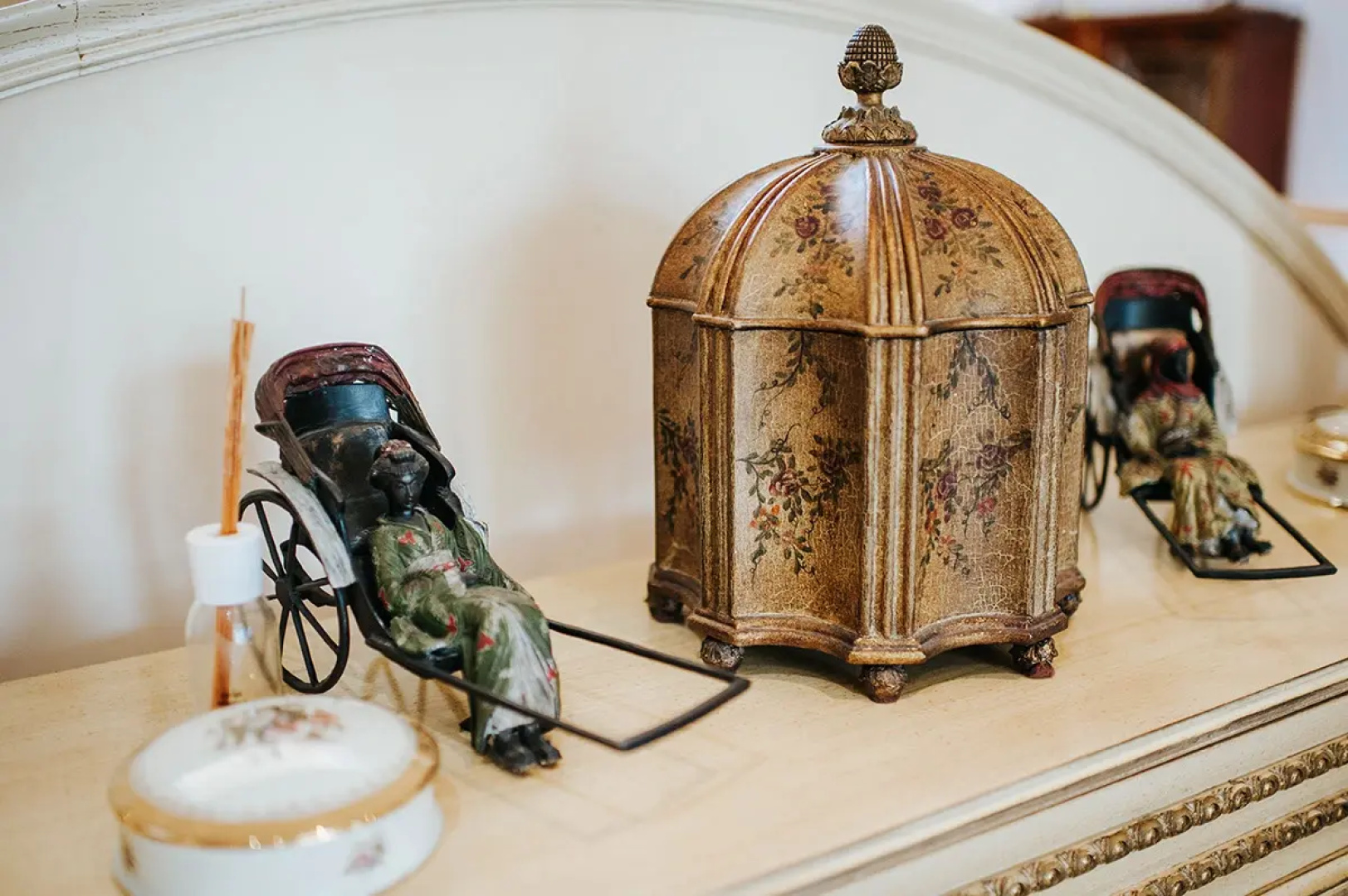 Luxury King Villa Apartments