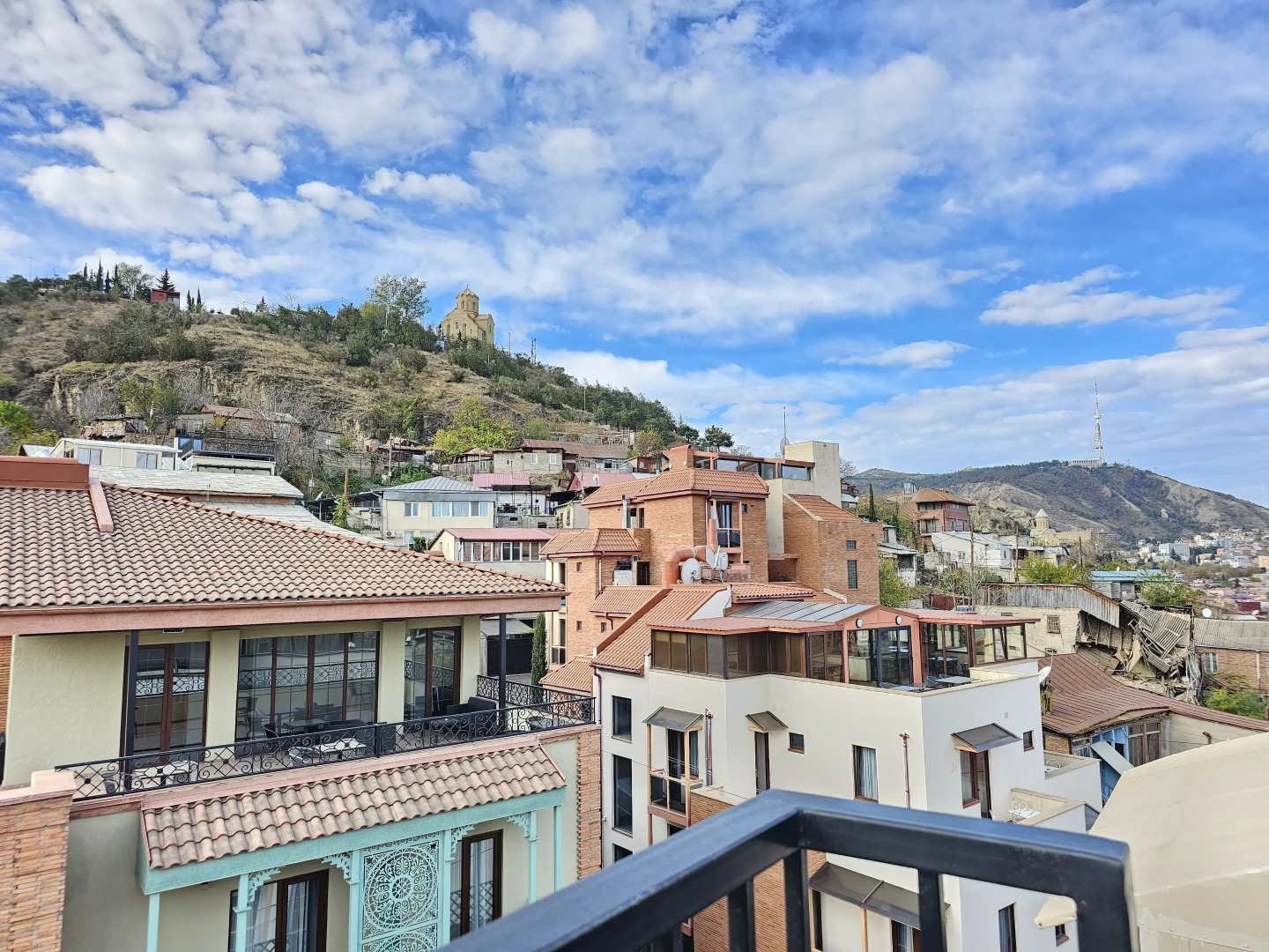 Brooch Boutique Hotel