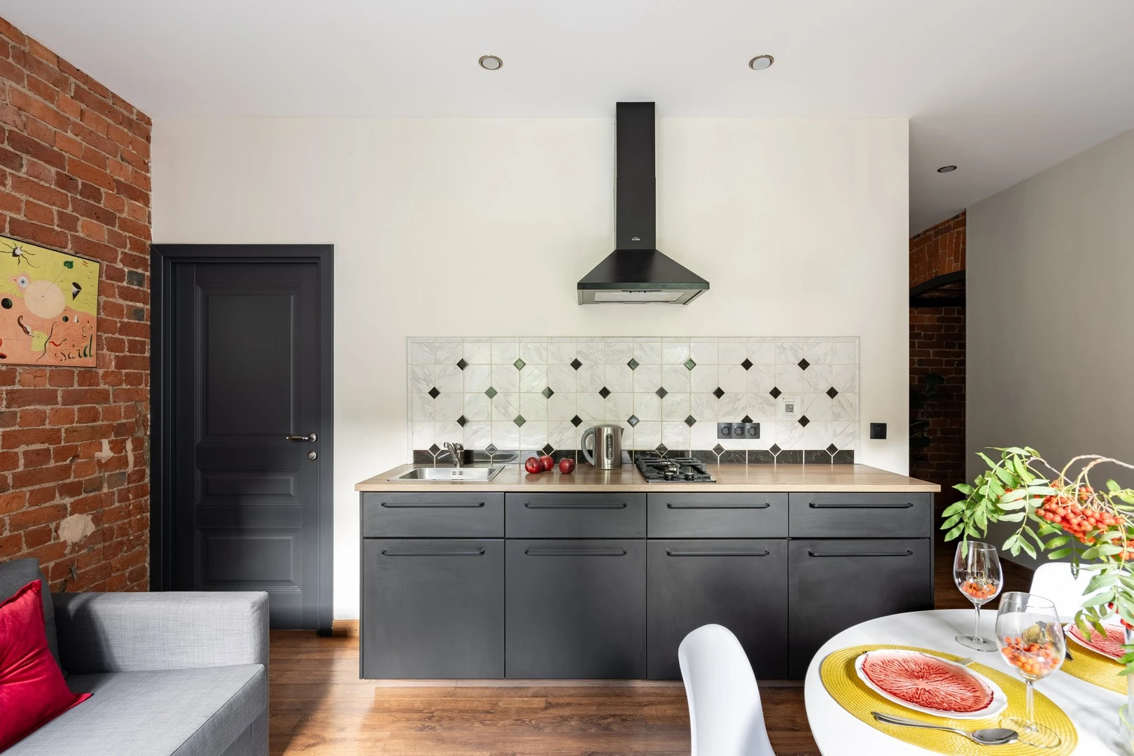 Апартаменты LetYourFlat Loft на Восстания