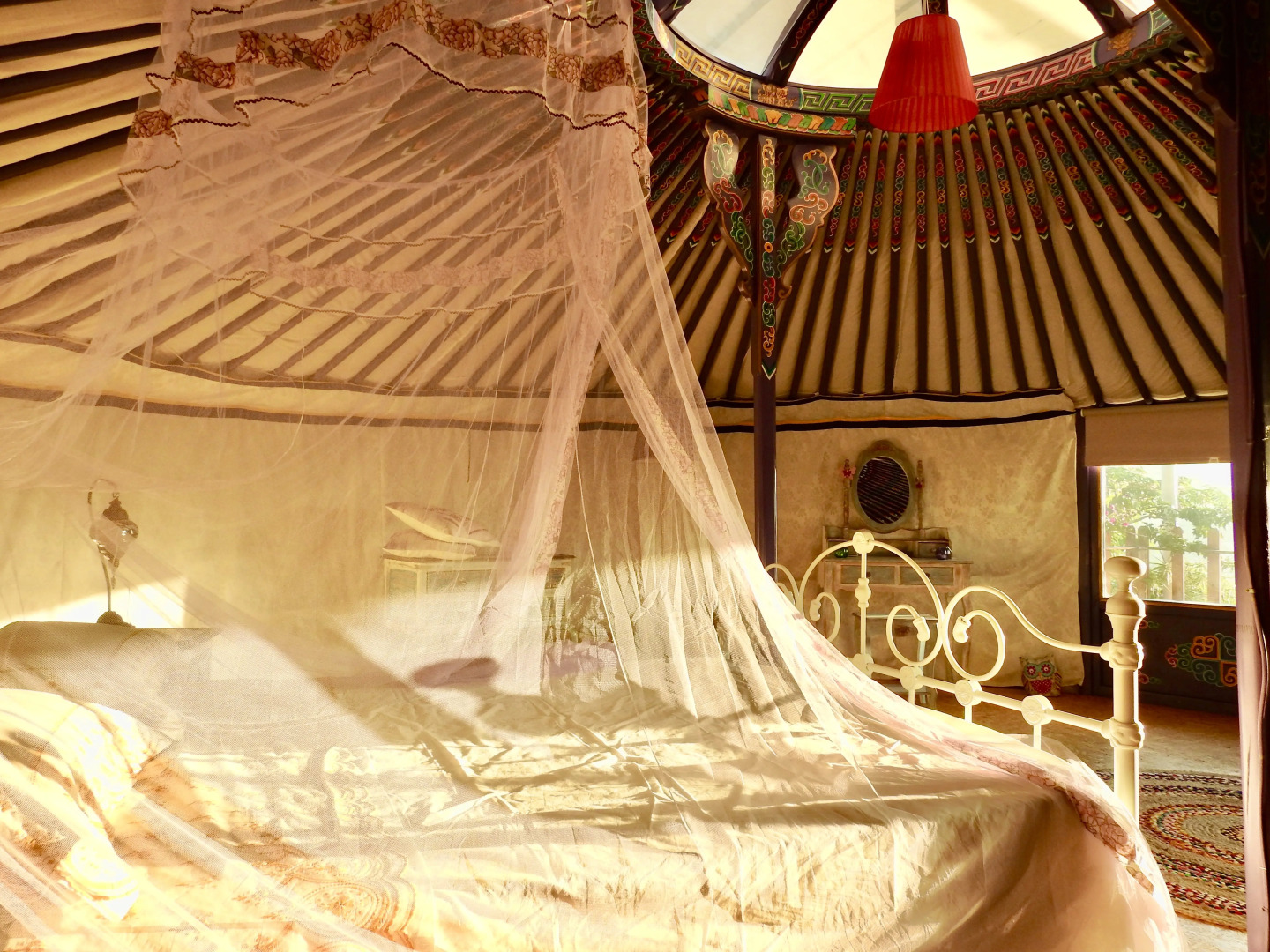 Глэмпинг Nirvana Yurts