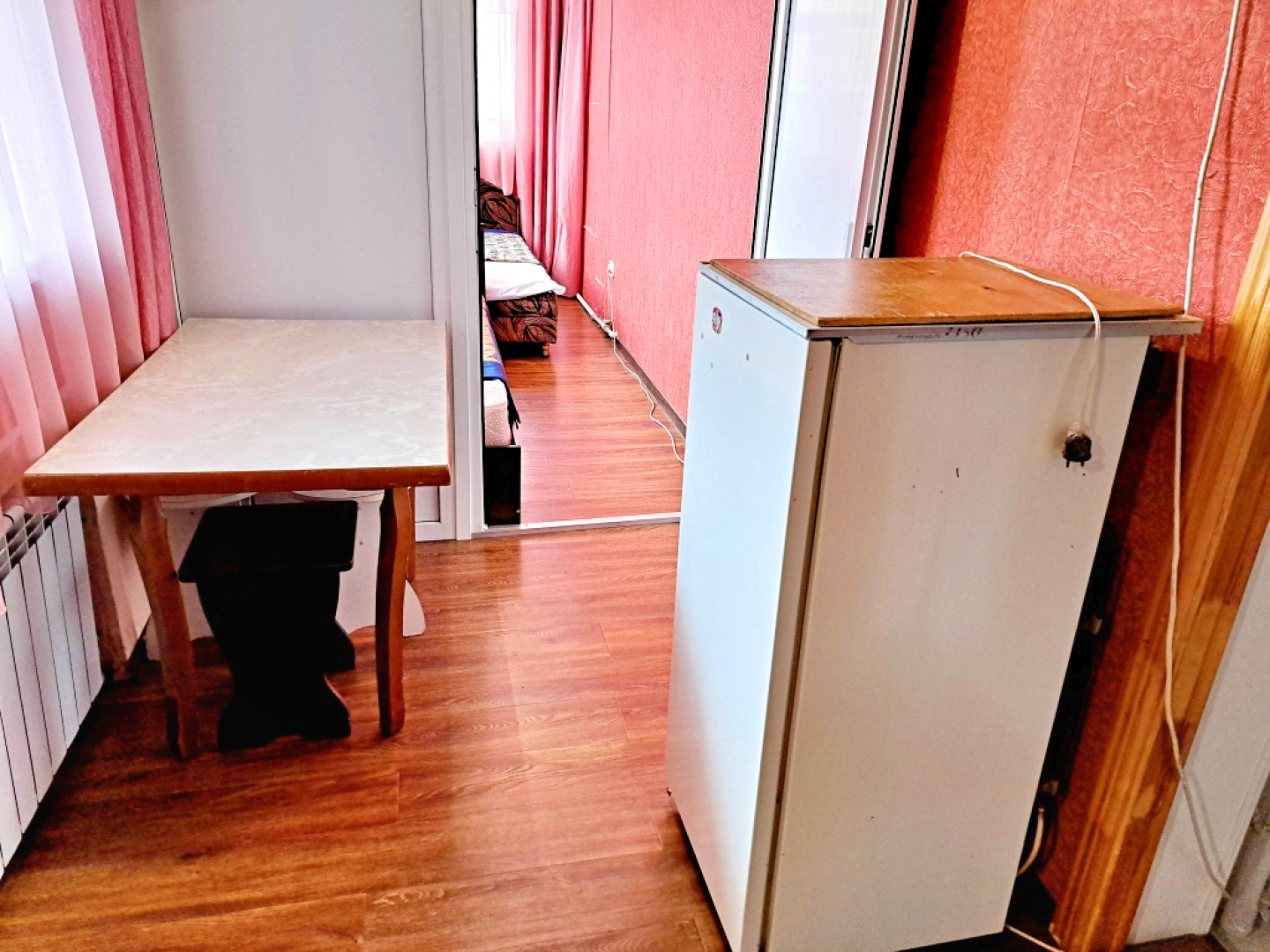 Квартира двухкомнатная на втором этаже