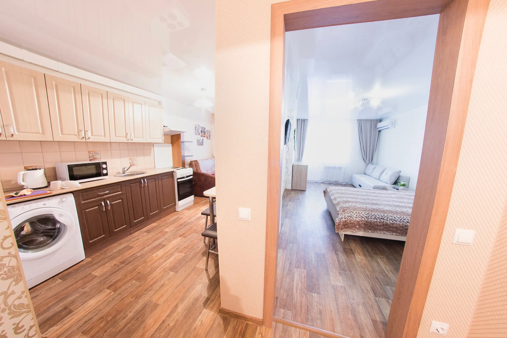 Апартаменты Saratov Lights Apartments на Мичурина18