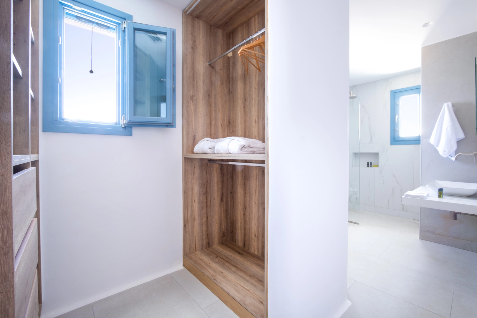 Вилла Myko Private Heated Pool on Beach