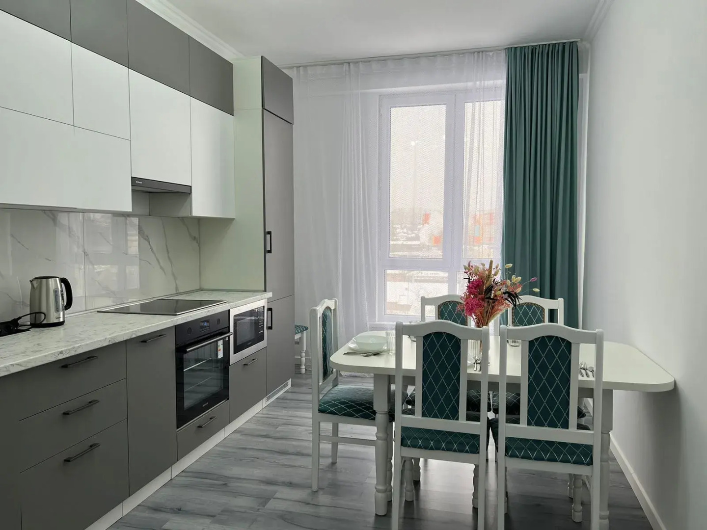 Квартира Family suite с видом на горы