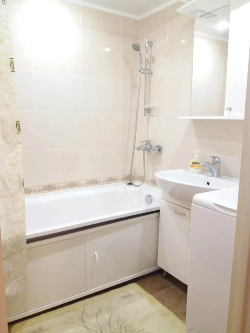 V Spb Na Kremenchugskaja 9k1 Apartments