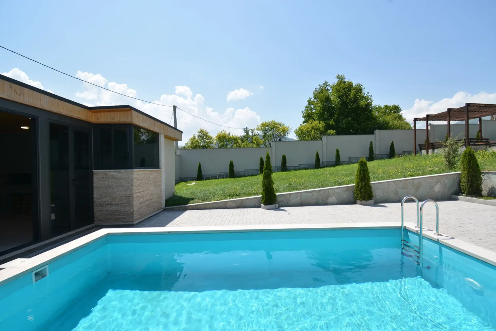 Вилла Dilijan Aqualin Villa