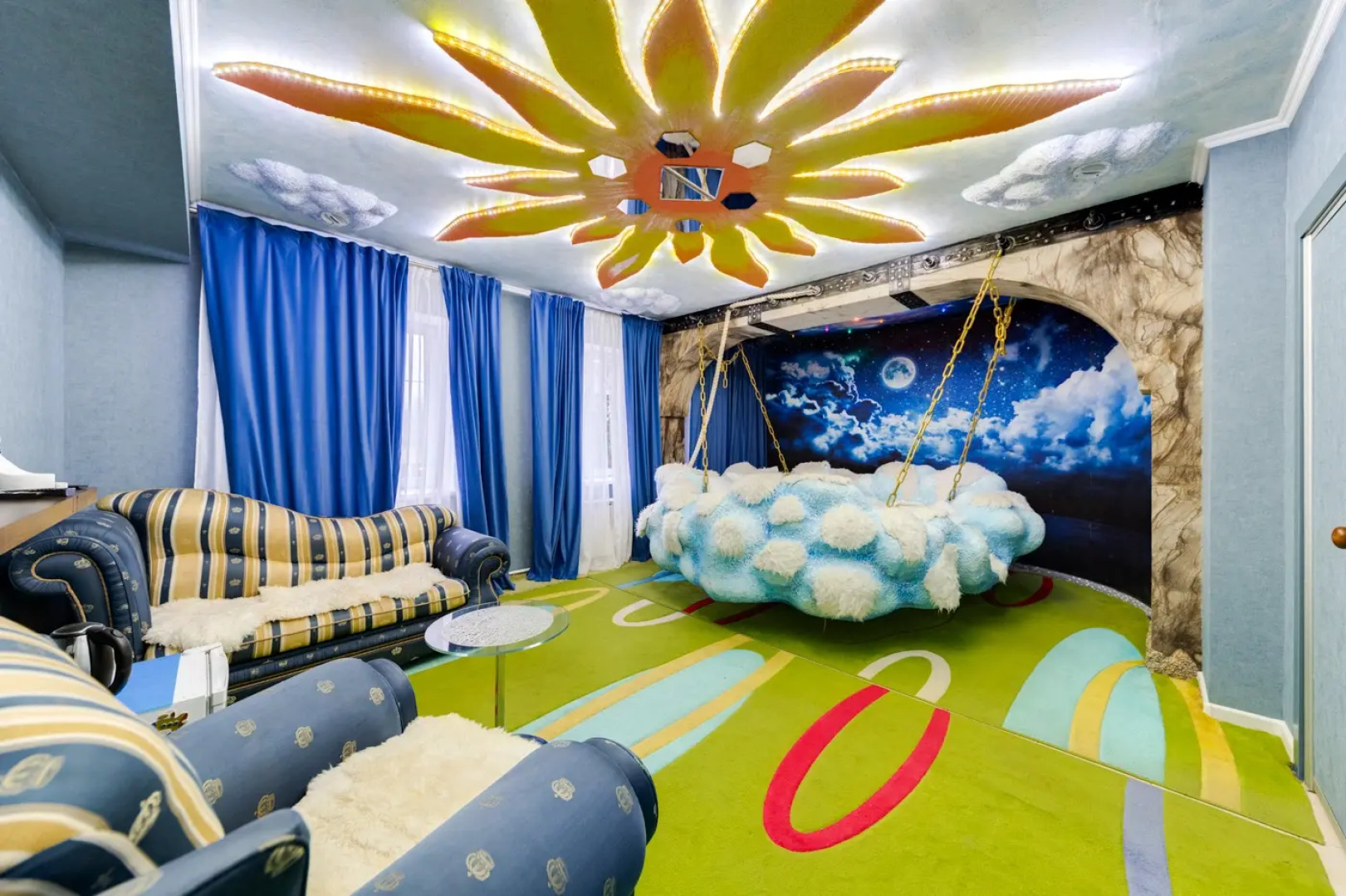 Отель Времена Года