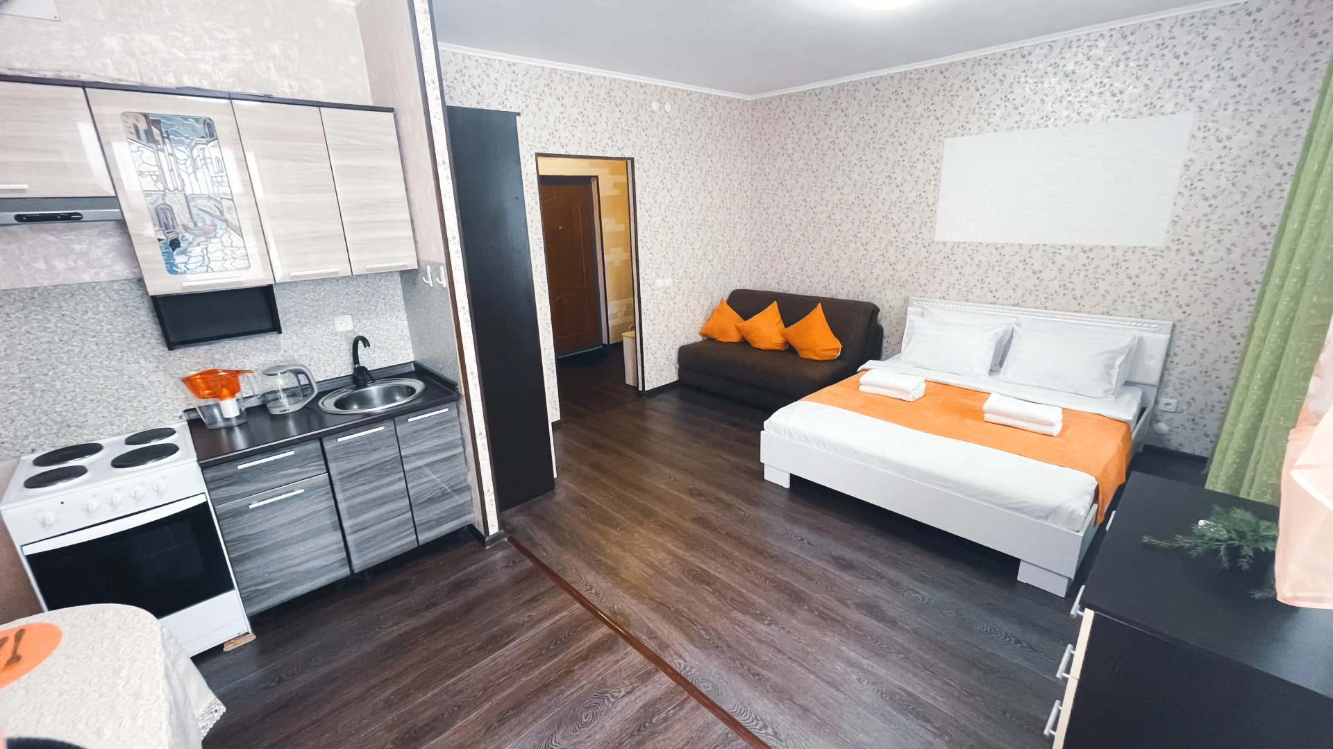 Апартаменты Крокус рядом с РОСПАН