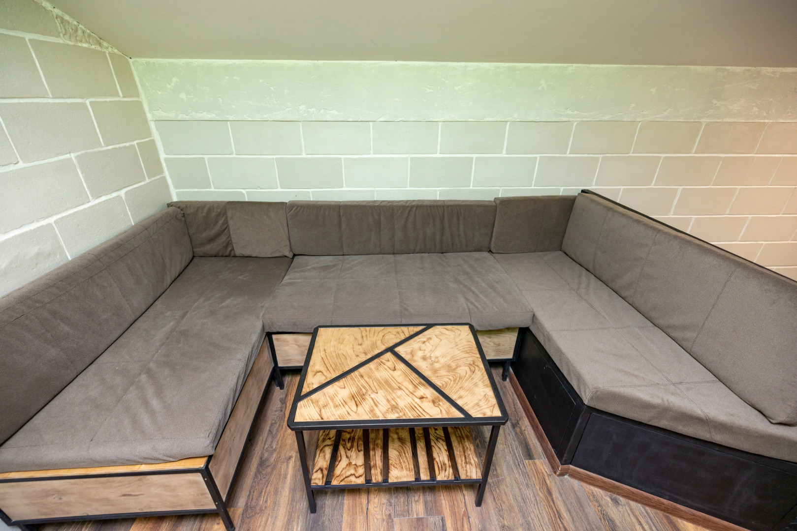 Двухуровневая квартира с сауной Мерлин Монро