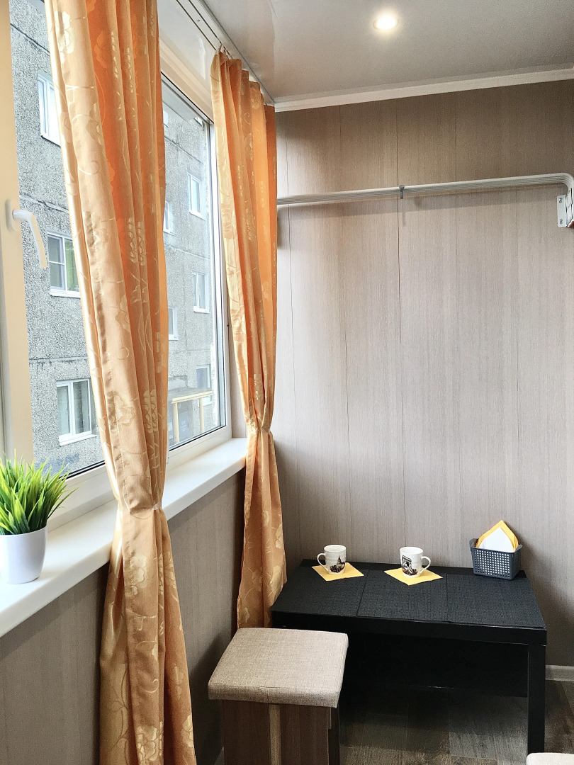 Апартаменты 2 Кольский 162