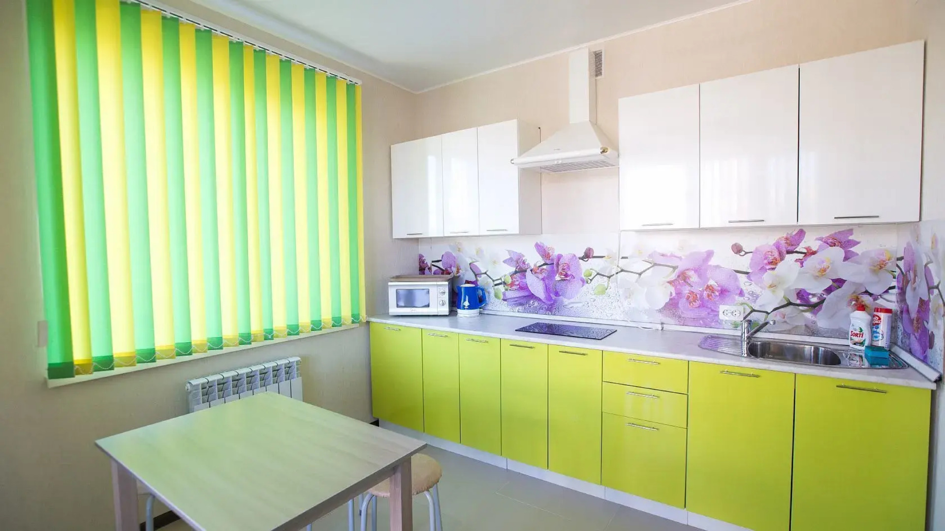 Апартаменты Right Room трехкомнатные на Салтыкова-Щедрина 3