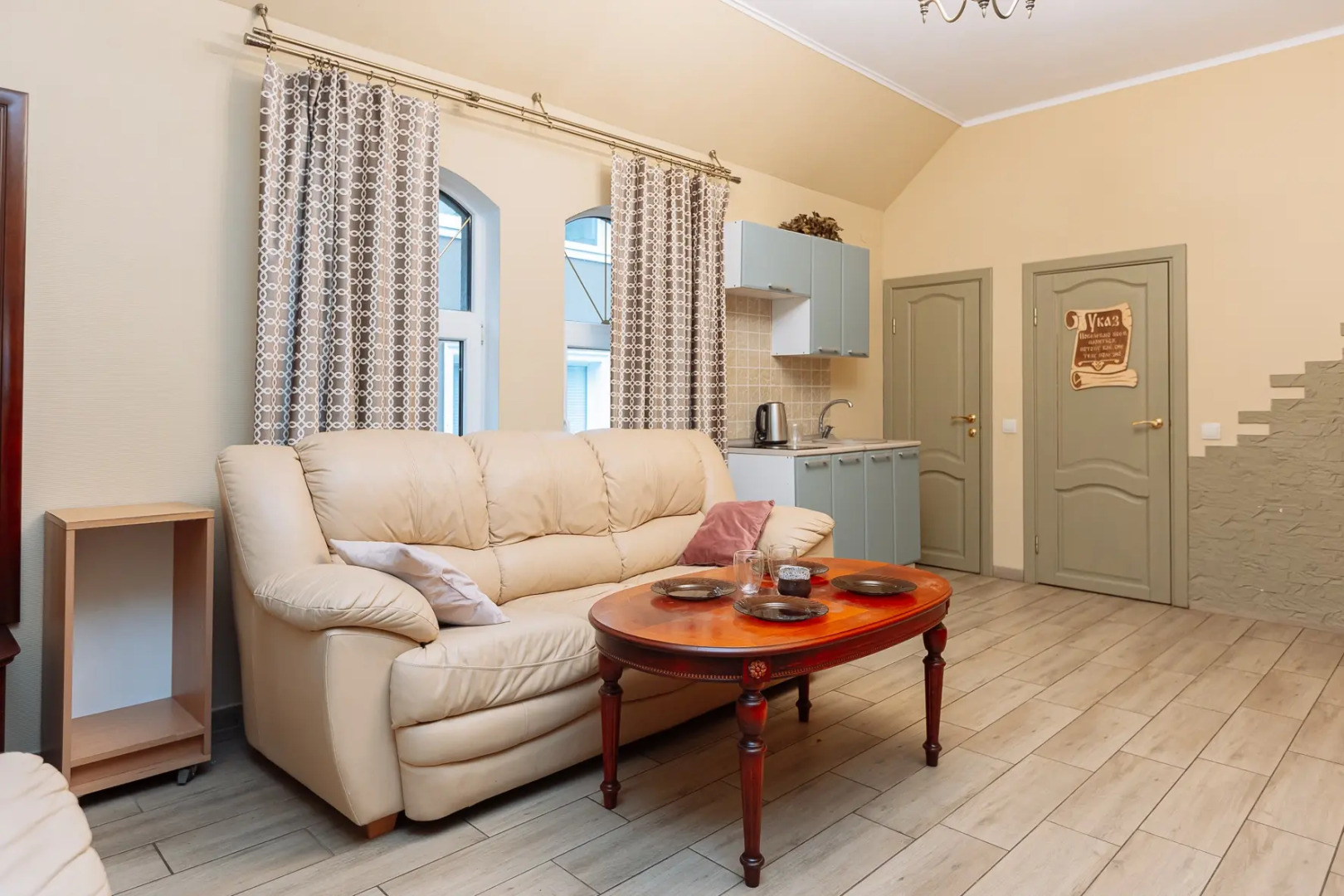 Квартира на Дадаева 6