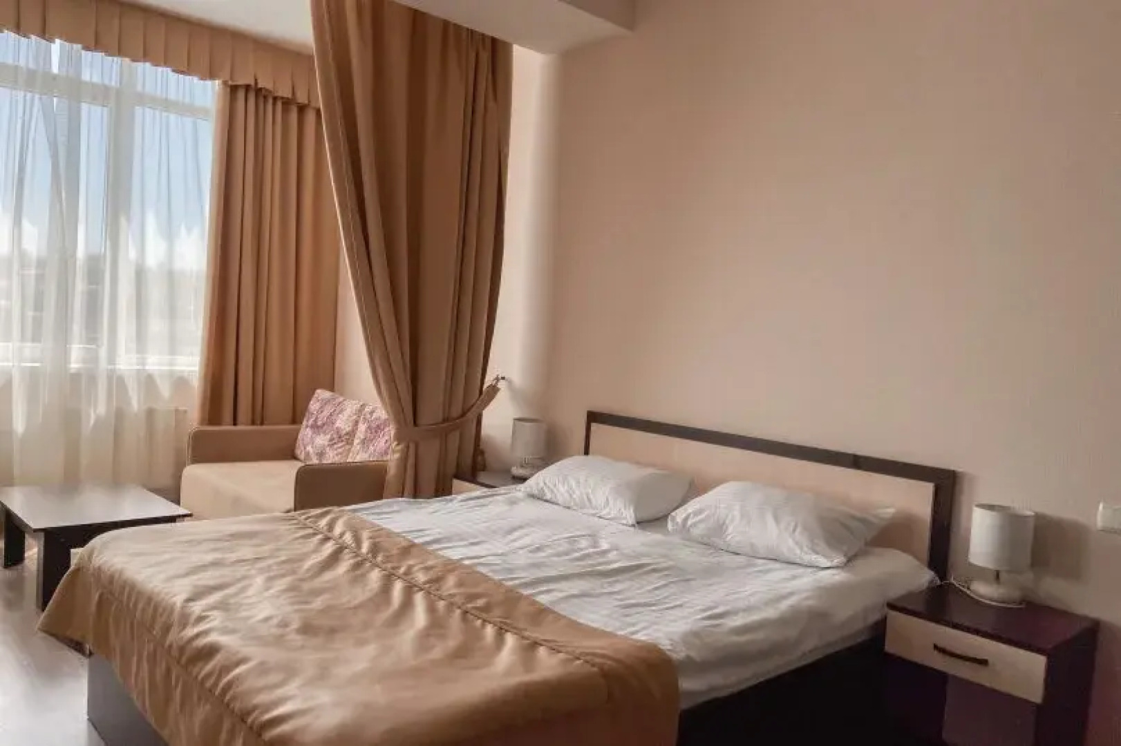 Апартаменты на Сенявина 5