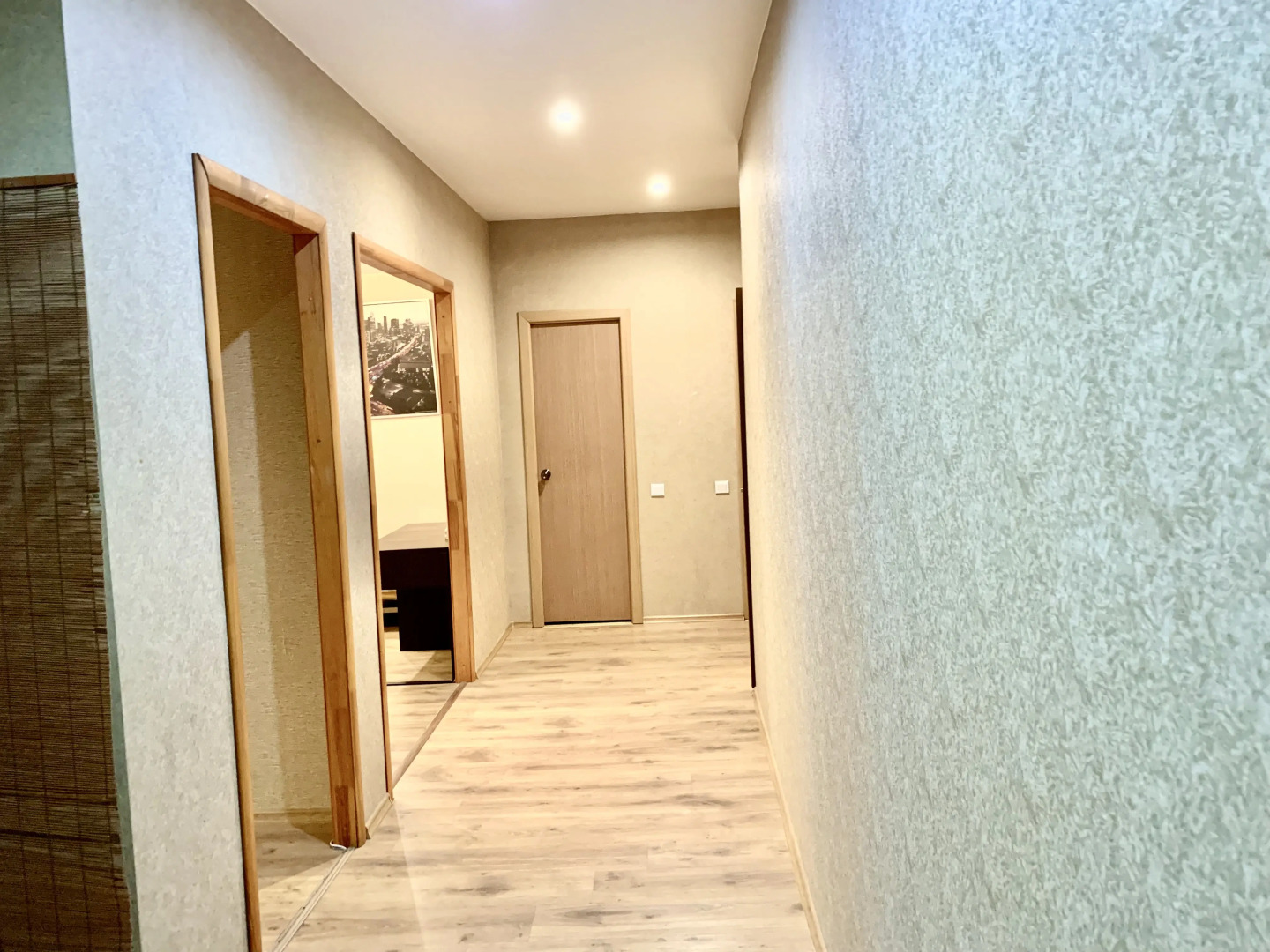 Апартаменты Двухкомнатные  Рядом с Тц Фантастика