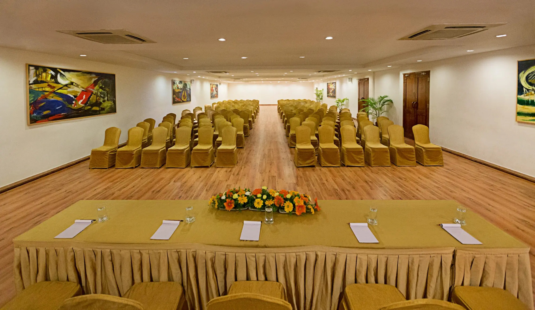 Отель Chariot Beach Resorts