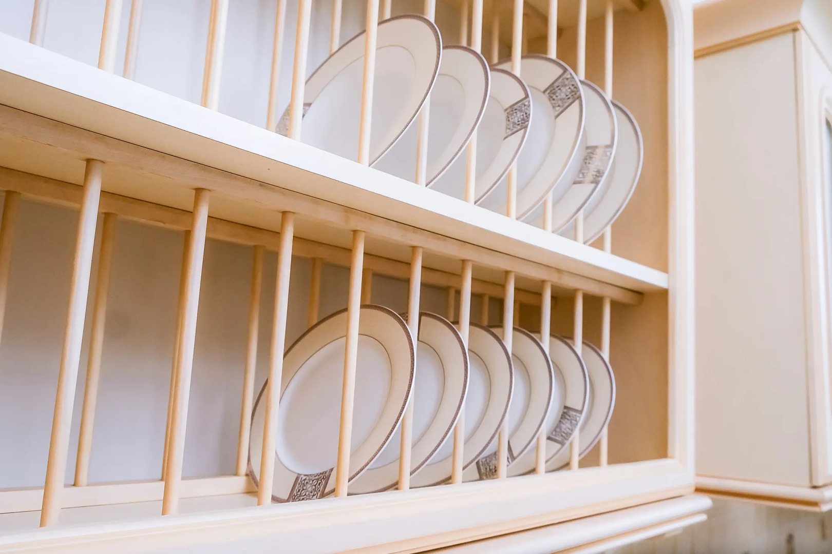 Апартаменты Unique Apart Прованс с джакузи рядом с набережной и фонтаном Весенней 7